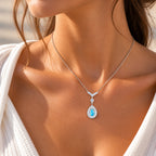 Aquamarin Halskette aus 14K Weißgold mit tropfenförmigem Anhänger und Ziersteinen