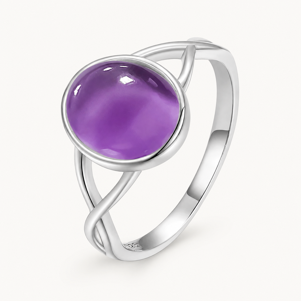 Minimalistischer Amethyst Ring aus 925er Silber mit gekreuzter Ringschiene
