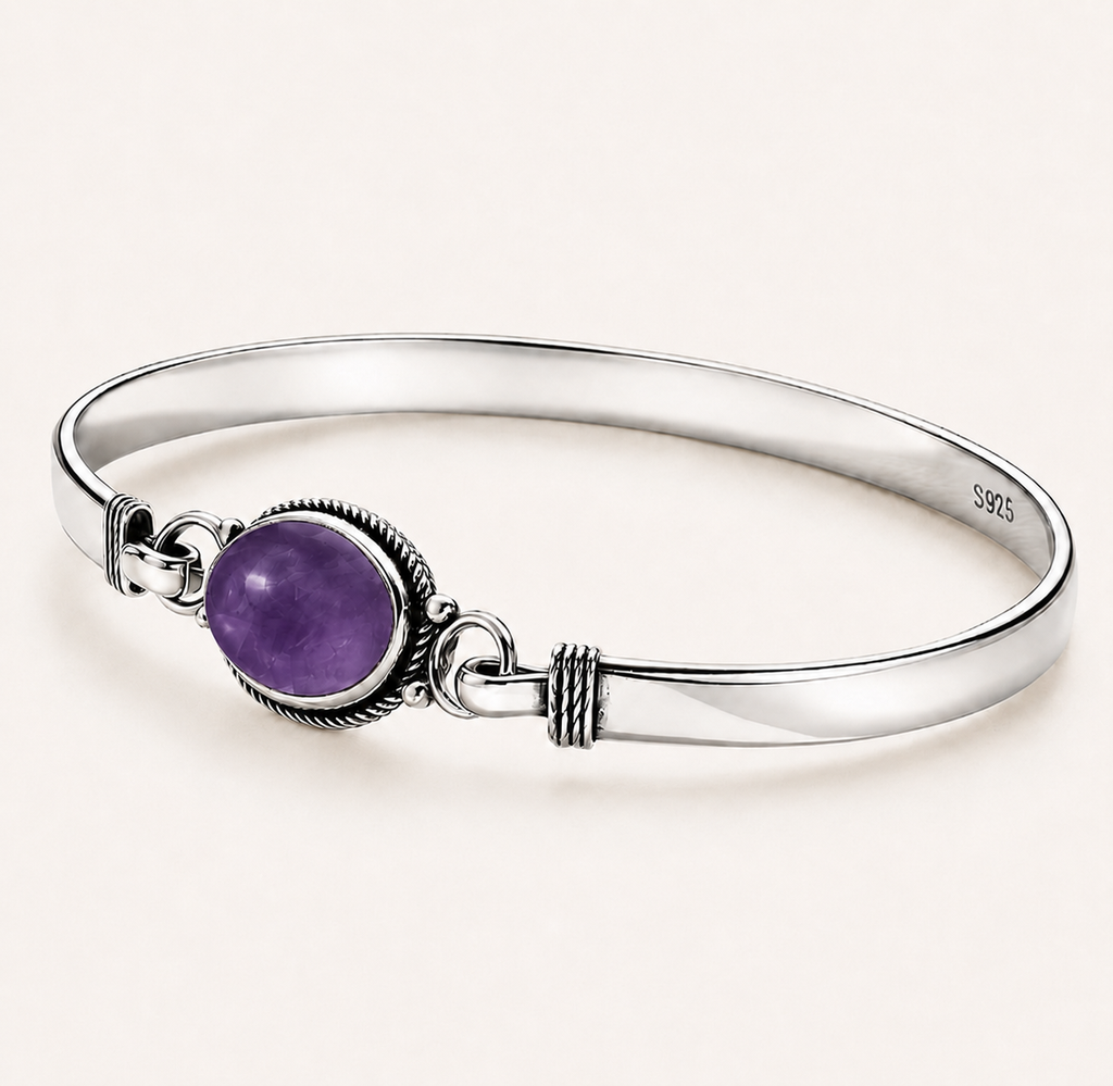 Amethyst Armreif aus 925er Silber mit ovalem Cabochon