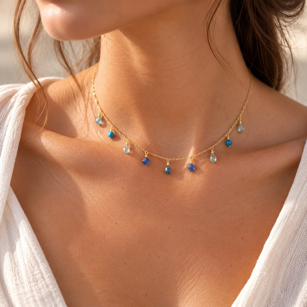 Aquamarin Halskette aus 14K Gold mit Kyanit und Apatit Anhängern