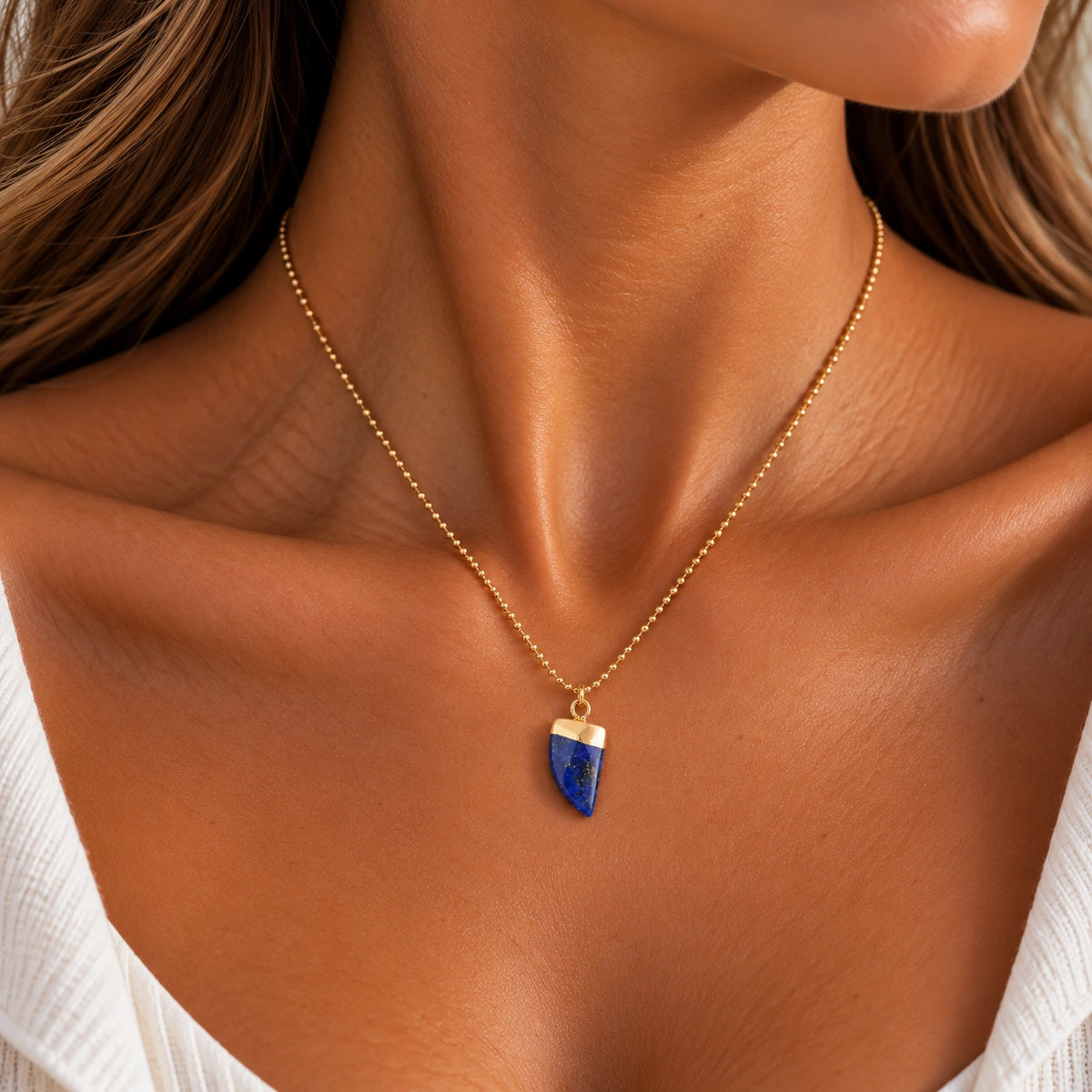 Lapislazuli Kette Gold mit spitz zulaufendem Edelstein Anhänger