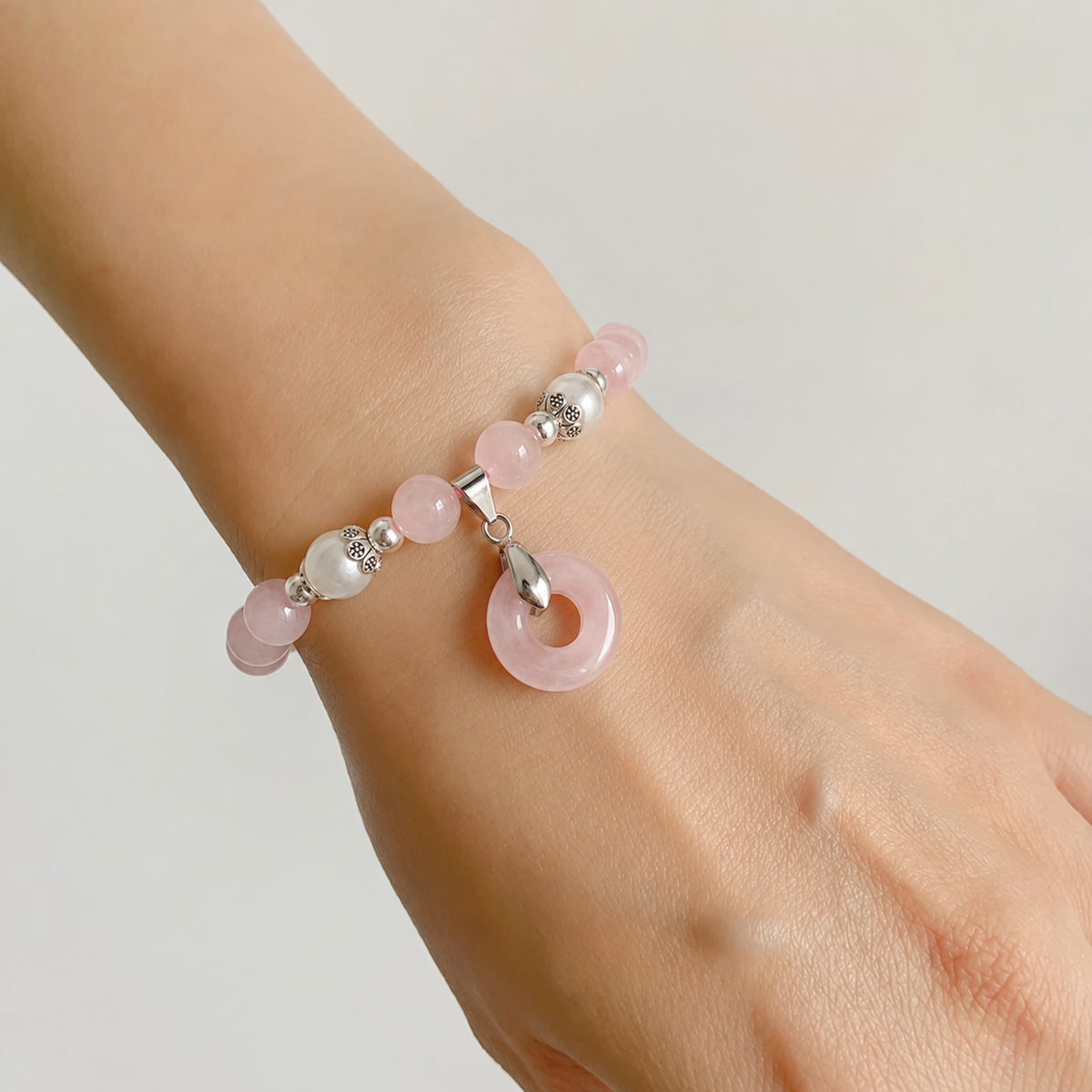 Rosenquarz Perlenarmband mit Donut