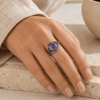 Amethyst Ring aus 925er Silber mit Flechtrahmen und Blattornamenten