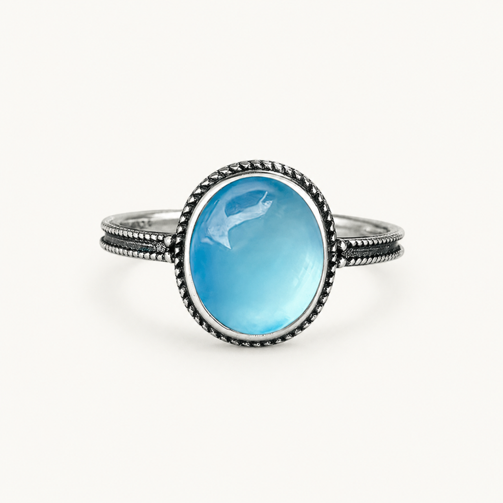 Aquamarin Ring aus 925er Silber mit ovalem Cabochon