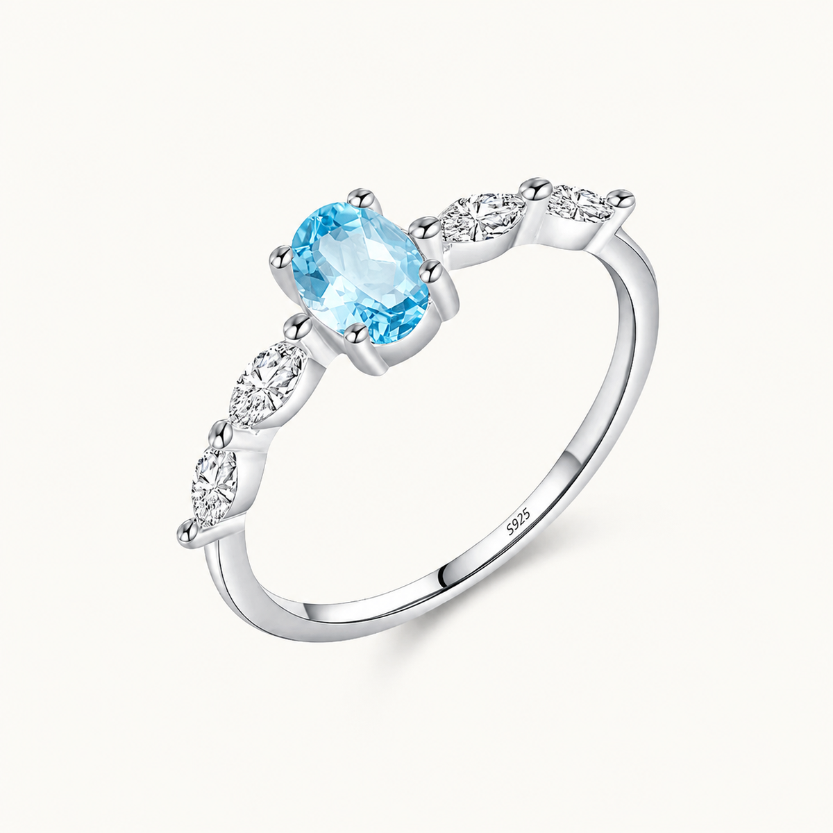 Aquamarin Look Ring aus 925er Silber mit ovalem Stein