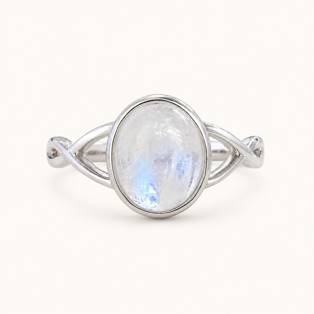 Mondstein Ring mit ovalem Stein und Schleifenfassung