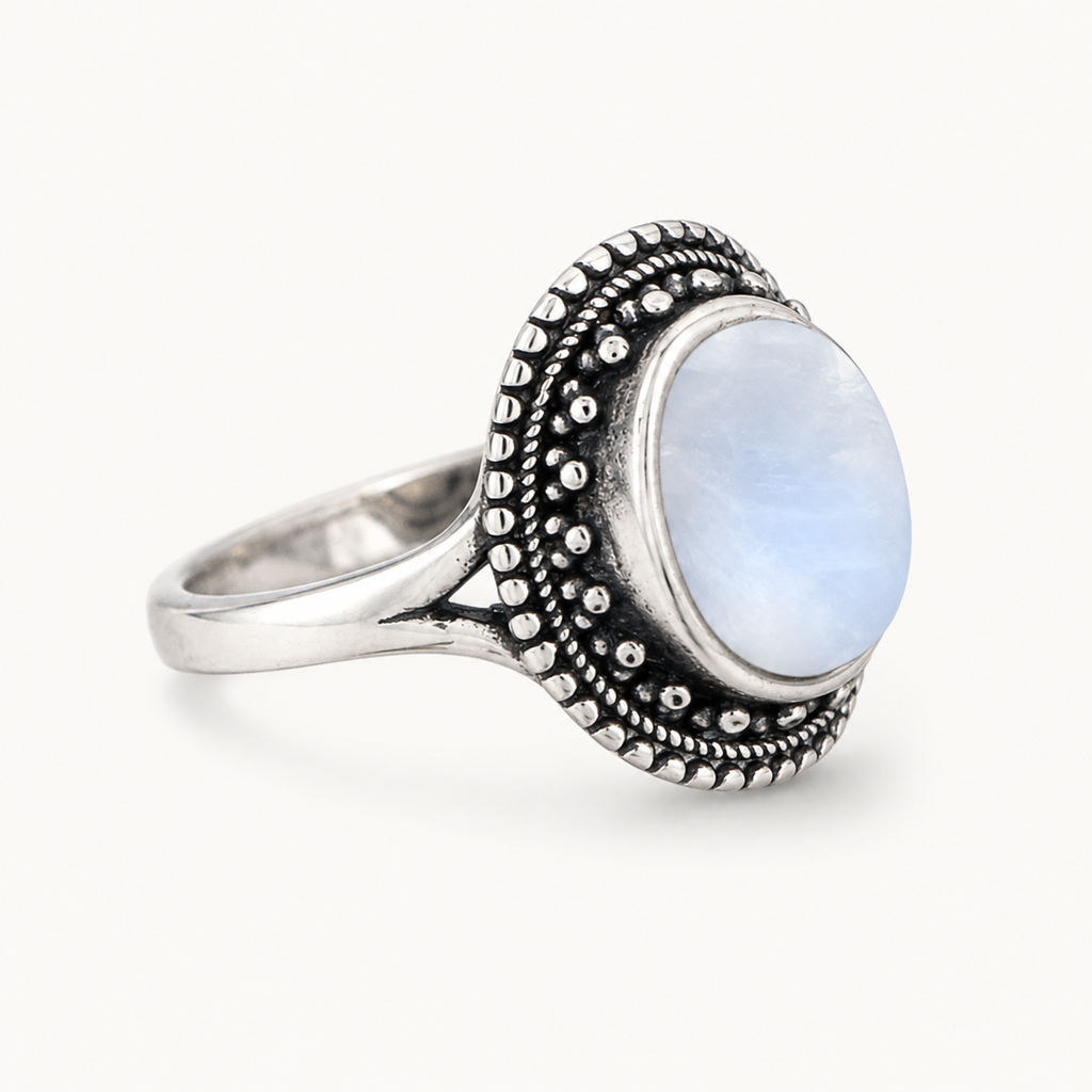Mondstein Ring aus 925er Silber mit Perlenverzierung