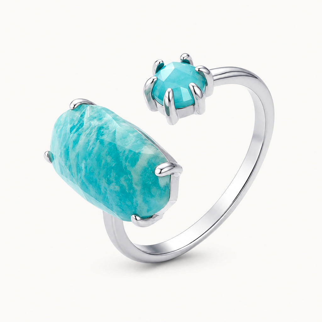 Offener Aquamarin Ring mit zwei unterschiedlich großen Steinen