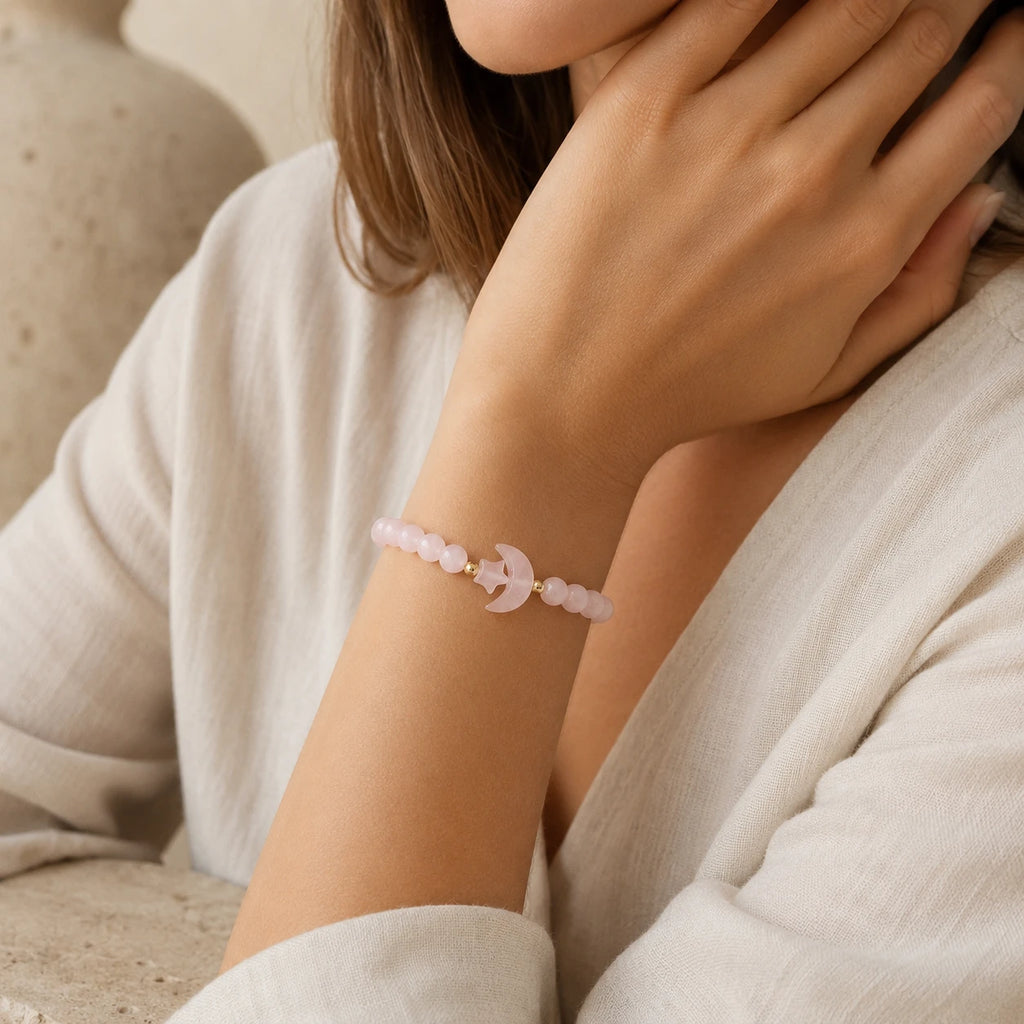 Rosenquarz Edelstein Armband mit Mondanhänger