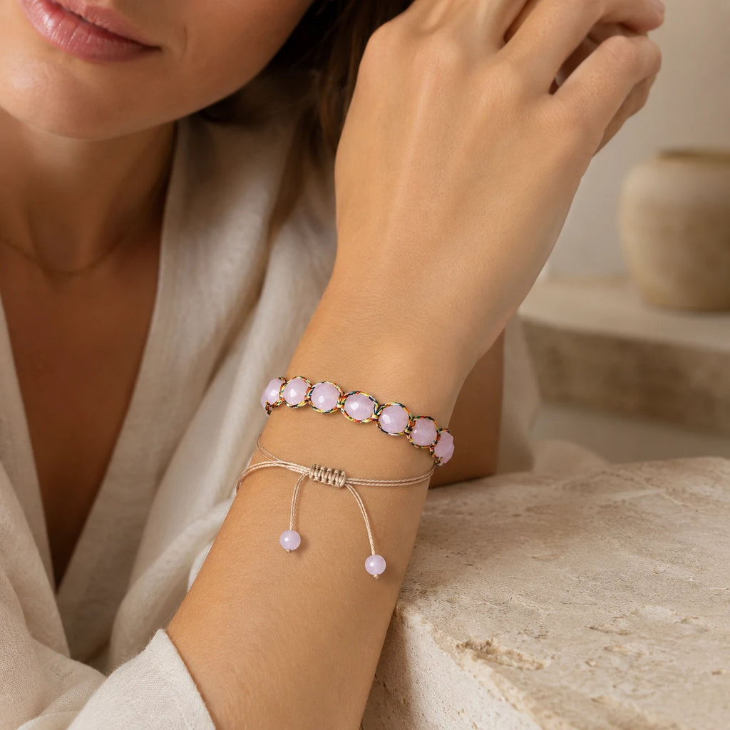 Rosenquarz Makramee Armband mit facettierten Steinen