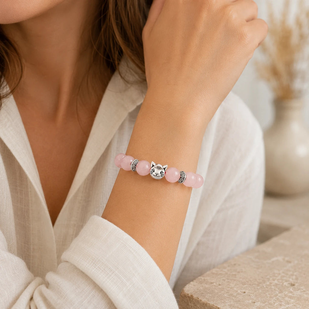 Rosenquarz Perlenarmband mit Katzenkopf