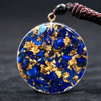 Lapislazuli Anhänger mit goldenem Sternsymbol an schwarzer Kordel