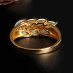 Opal Ring aus 925er Silber in Gelbgoldoptik mit sieben ovalen Steinen