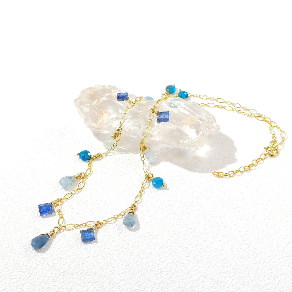 Aquamarin Halskette aus 14K Gold mit Kyanit und Apatit Anhängern