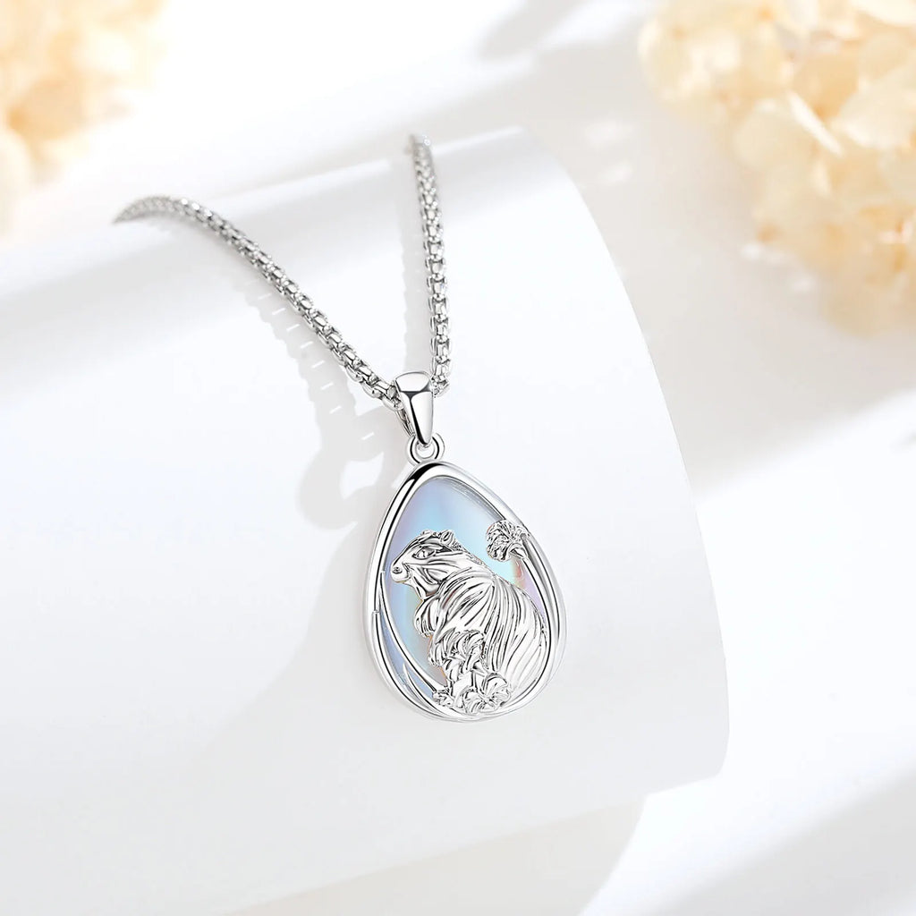 Mondstein Kette aus 925er Silber mit Meerschweinchen-Anhänger