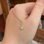 Aquamarin Kette aus 925er Silber vergoldet mit ornamentalem Anhänger