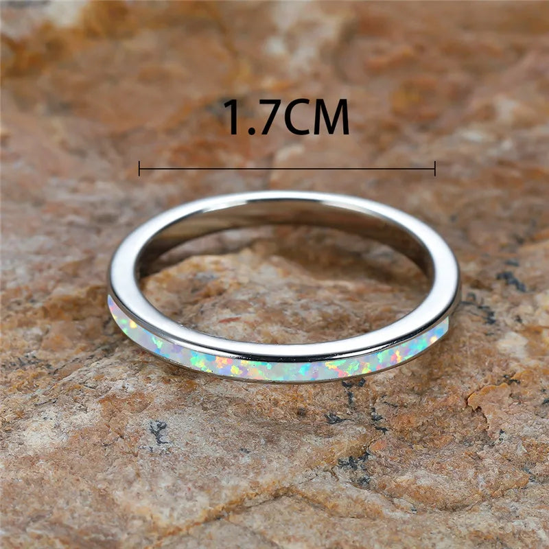 Schmaler blauer Opal Ring mit Einlage