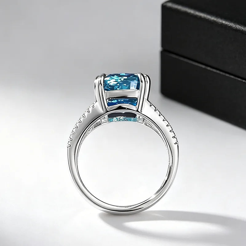 Aquamarin Ring Silber aus 925er Silber mit großem quadratischem Stein und geteilter Ringschiene