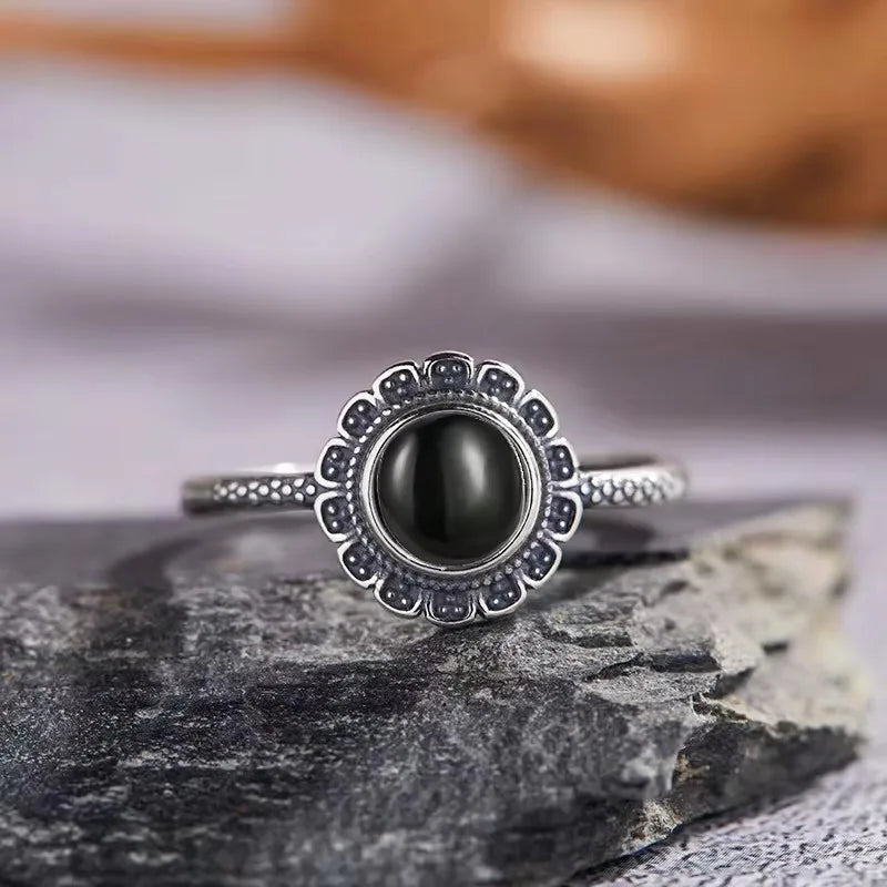 Zarter Onyx Ring aus 925er Silber im Blumen-Design