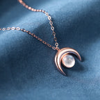 Mondstein Kette aus 925er Silber in Roségold-Optik mit Mondsichel
