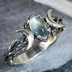 Mondstein Ring mit dreifachem Mondsichel Motiv