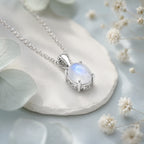 Mondstein Kette aus 925er Silber mit ovalem Steinanhänger