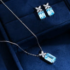 Aquamarin Halskette aus 925er Silber mit rechteckigem Aquamarin und Halo-Ziersteinen