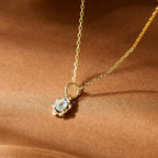 Aquamarin Kette aus 925er Silber mit ovalem Anhänger und Blättermotiv