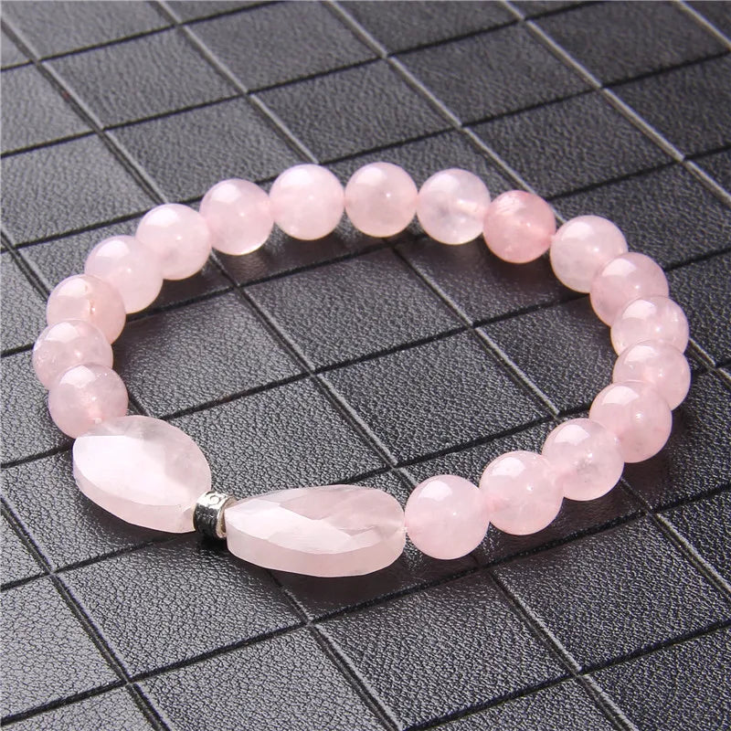 Rosenquarz Perlenarmband mit zwei Tropfensteinen