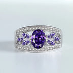 Breiter Amethyst Ring mit rundem Stein und Blatt-Ziersteinen