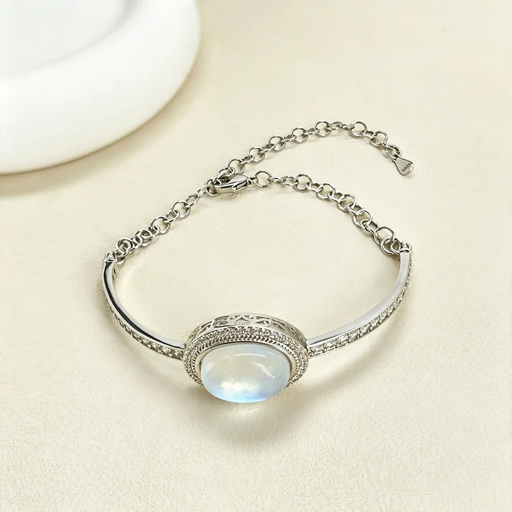 Mondstein Armband aus 925er Silber mit ovalem Mittelstein