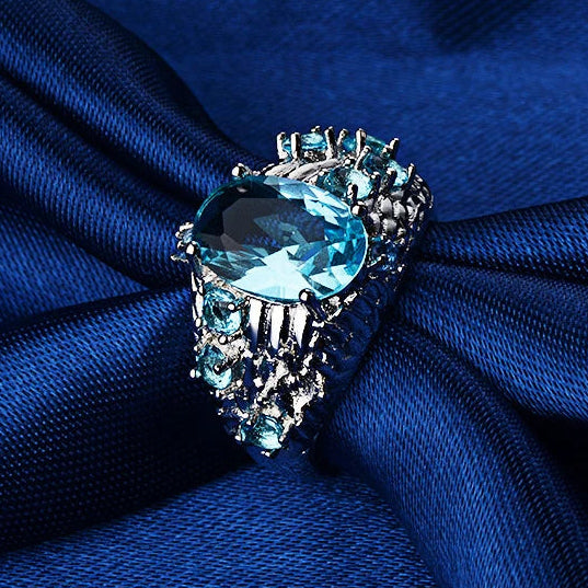 Breiter Ring mit Aquamarin Stein aus 925er Silber mit großem ovalem Mittelstein
