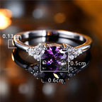 Amethyst Ring mit ovalem Stein und dreieckigen Ziersteinen