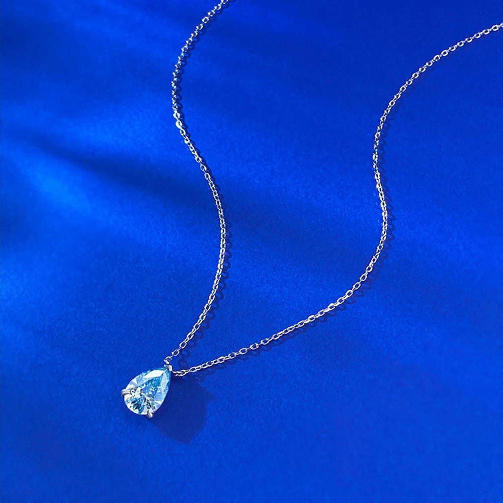 Aquamarin Kette aus 925er Silber mit tropfenförmigem Solitäranhänger