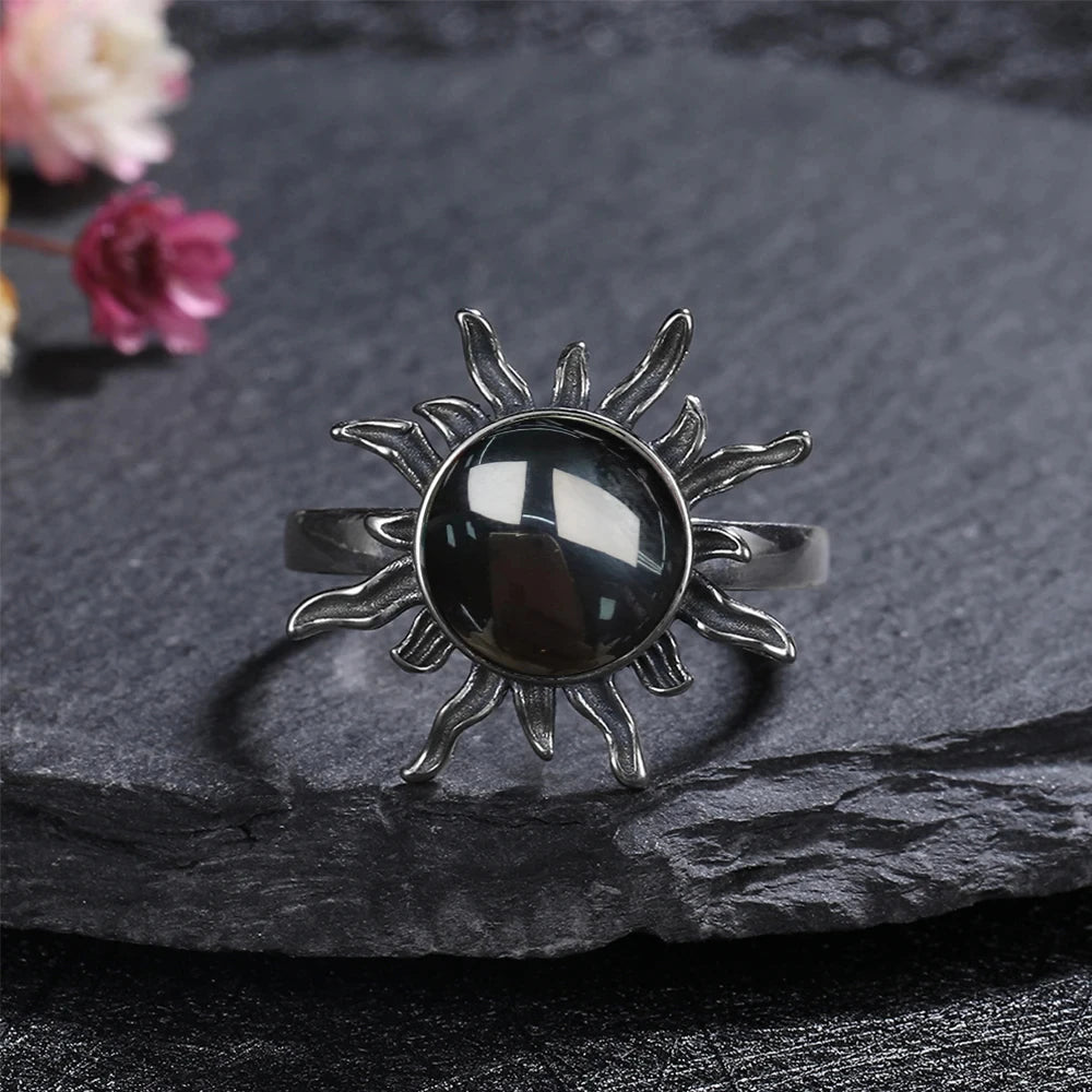 Onyx Ring aus 925er Silber im Sonnen-Design