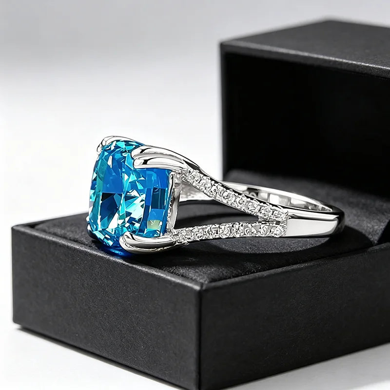 Aquamarin Ring Silber aus 925er Silber mit großem quadratischem Stein und geteilter Ringschiene