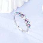 Opal Ring mit buntem Steinbesatz