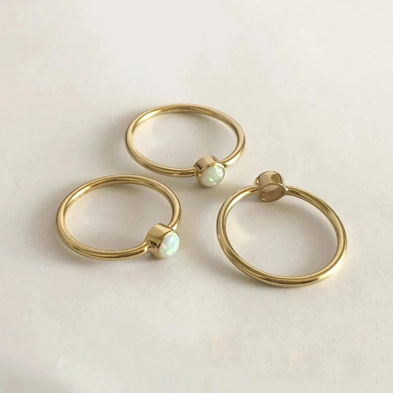 14K vergoldeter Opal Ring mit runder Zargenfassung