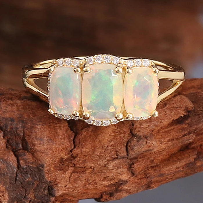 Opal Ring aus 925er Silber mit drei rechteckigen Steinen