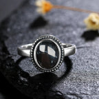 Onyx Ring aus 925er Silber mit Zackenrahmen