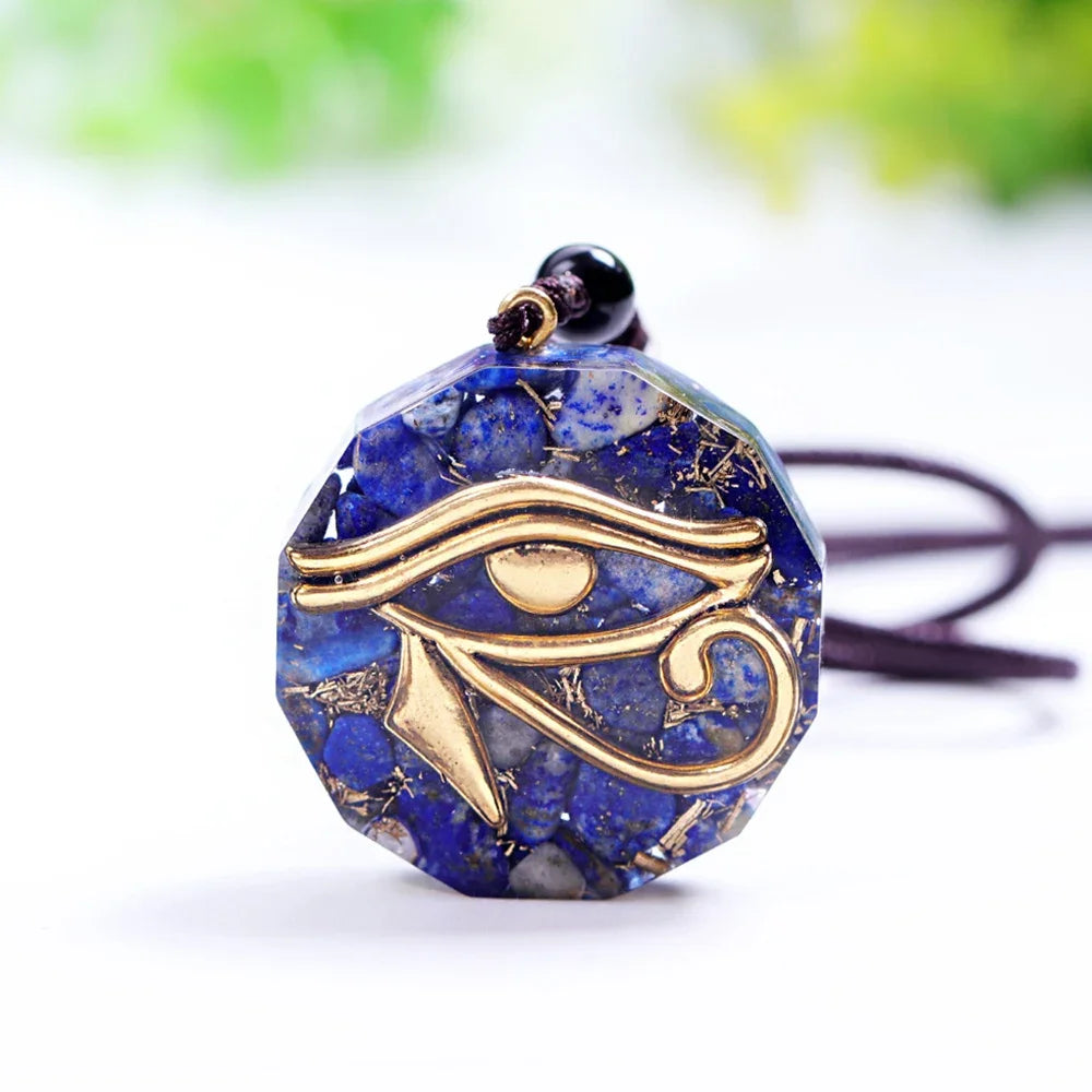 Lapislazuli Anhänger mit Horusauge an geflochtener Kordel