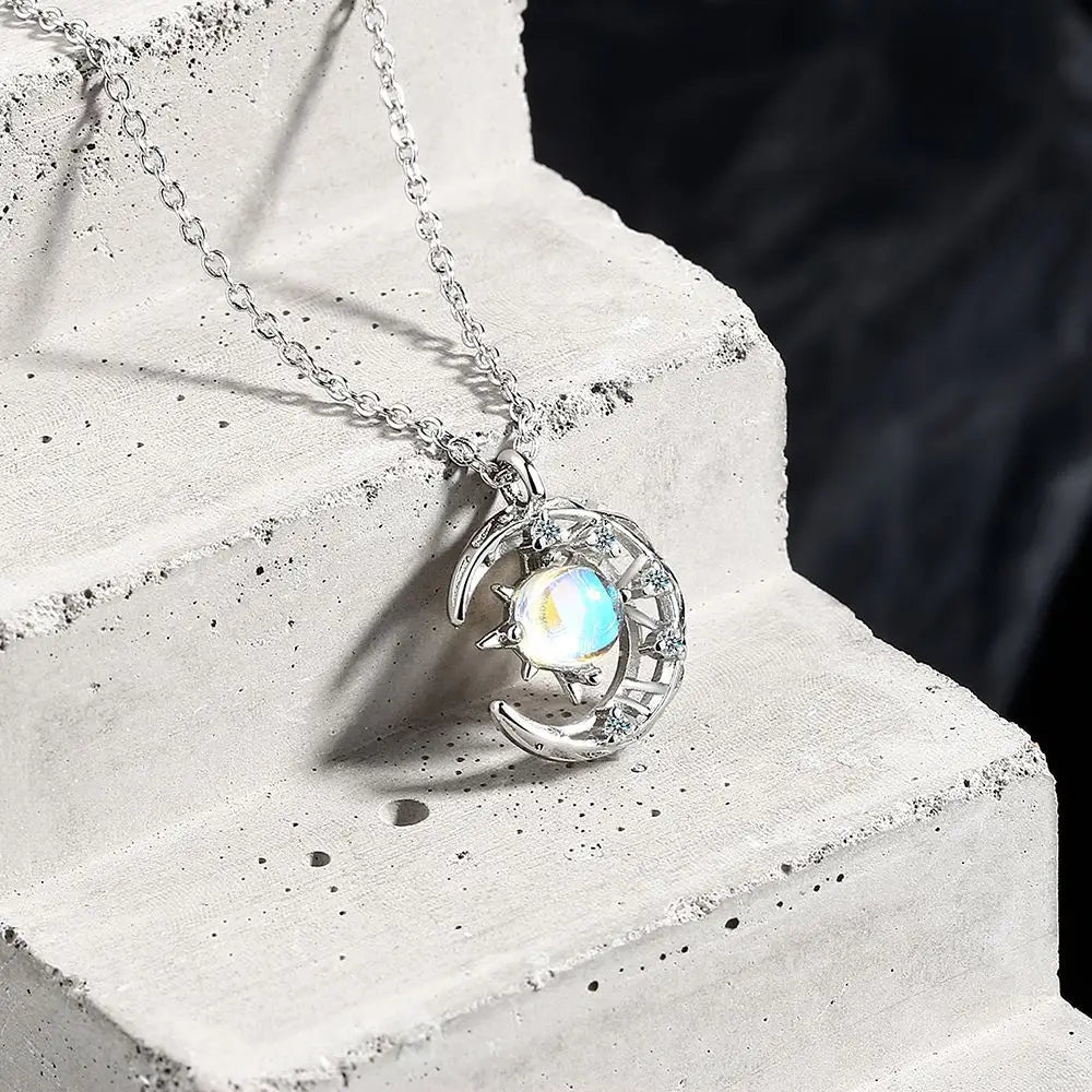 Mondstein Look Kette aus 925er Silber mit Mondsichel und Sternmotiv