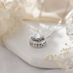 Mondstein Kette aus 925er Silber mit rundem Sternanhänger