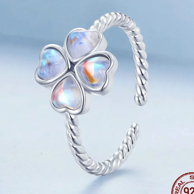 Offener Mondstein Ring aus 925er Silber mit vier Herzsteinen