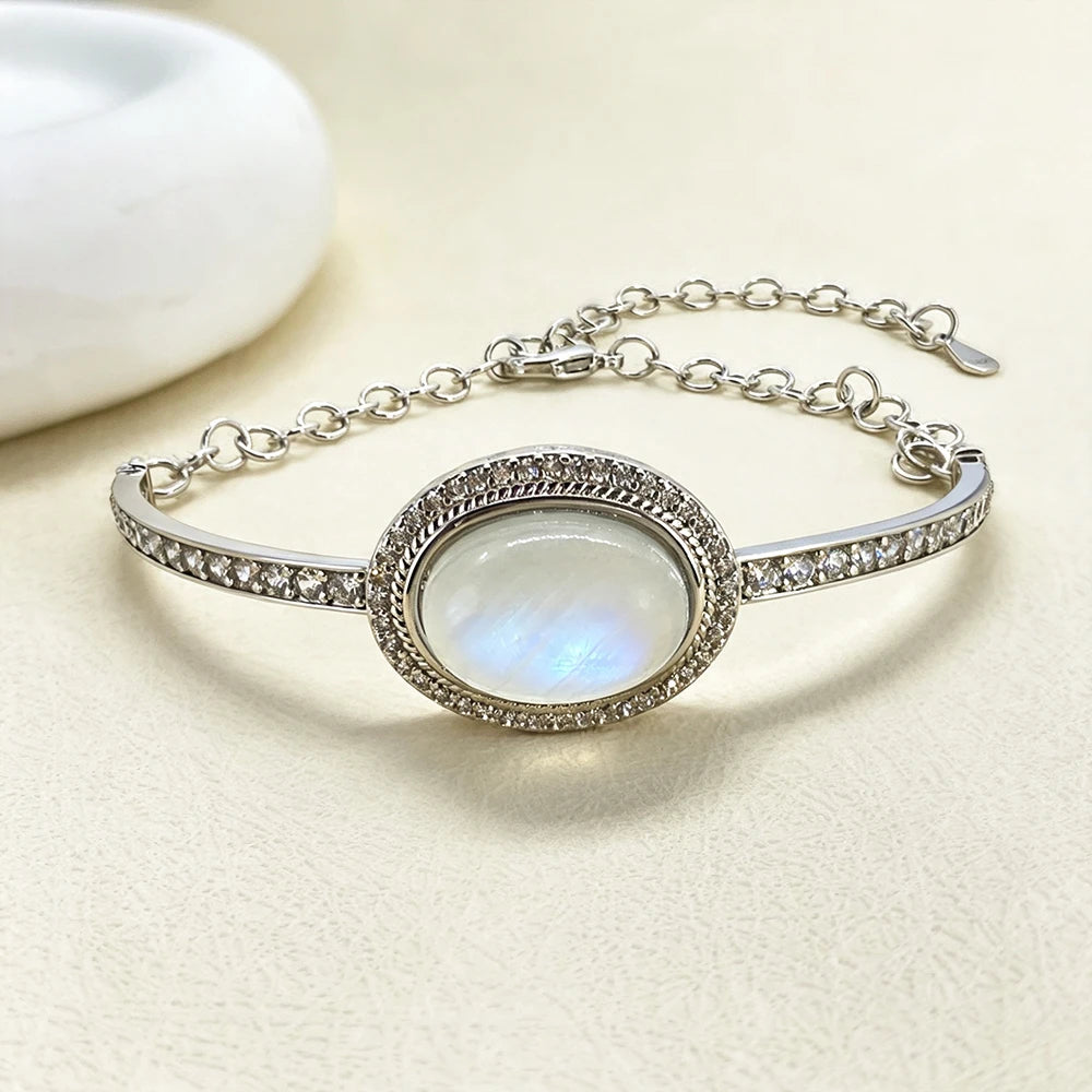 Mondstein Armband aus 925er Silber mit ovalem Mittelstein