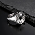 Onyx Siegelring mit kleinem rundem Stein und Kreisrelief
