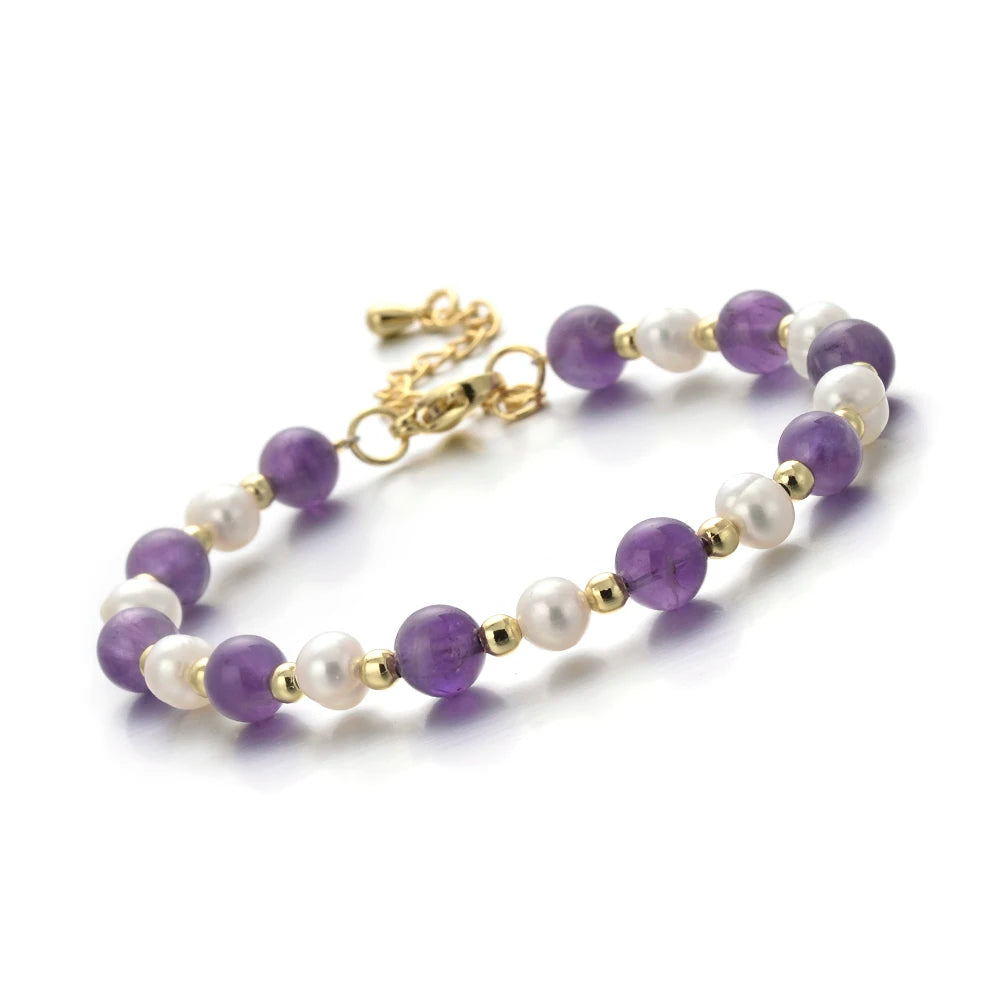 Amethyst Armband mit weißen und goldfarbenen Perlen