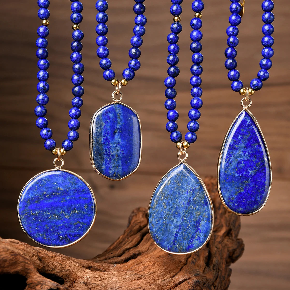 Lapislazuli Kette mit rechteckigem Anhänger und blauen Steinperlen