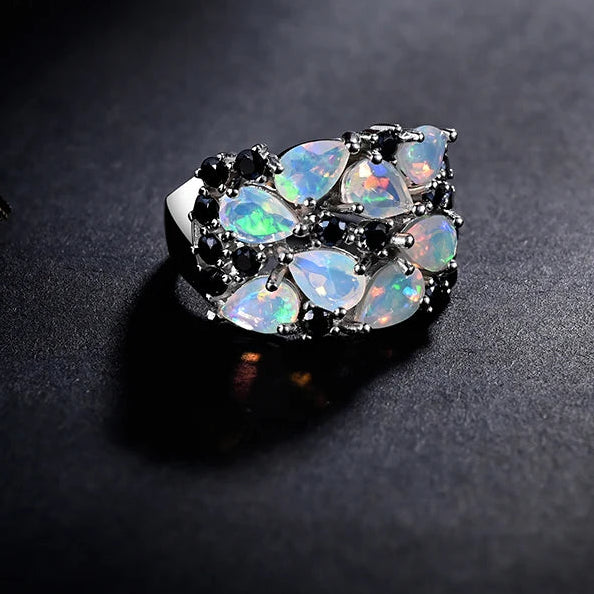 Opal Ring aus 925er Silber mit Spinell und Tropfensteinen