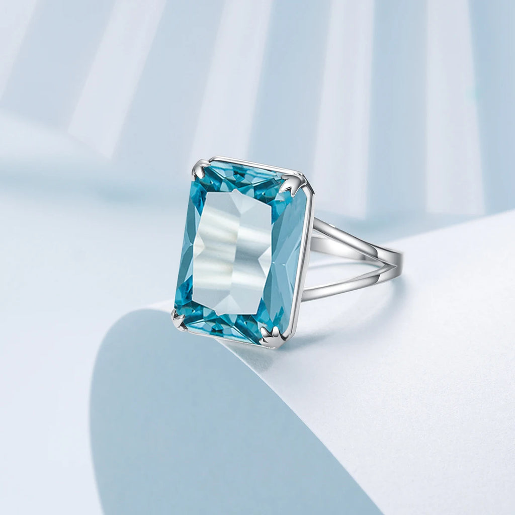 Aquamarin Ring mit großem rechteckigem Stein
